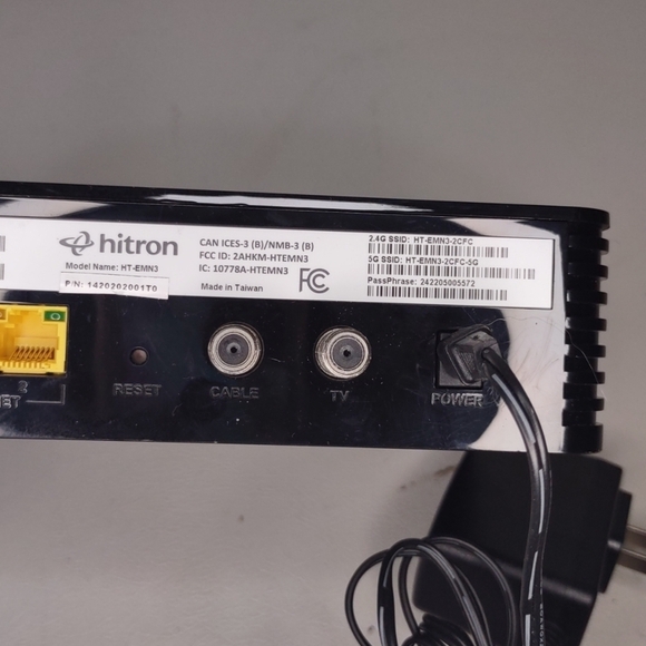 Hitron HT-EMN3 Network Extender 4x4 802.11ac MOCA/Ethernet Wireless Extender - Picture 4 of 6